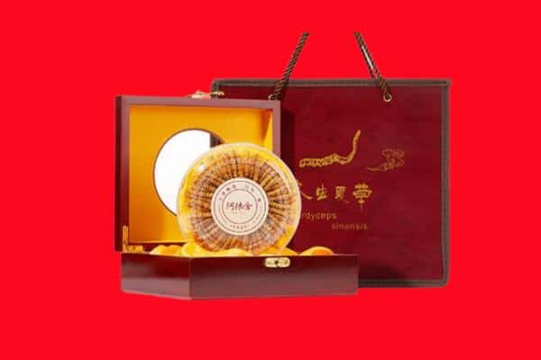 诚信求购:南京栖霞区高价回收冬虫夏草是按克吗